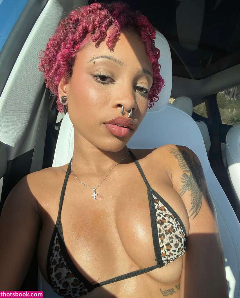 Jessickitty Photo #10