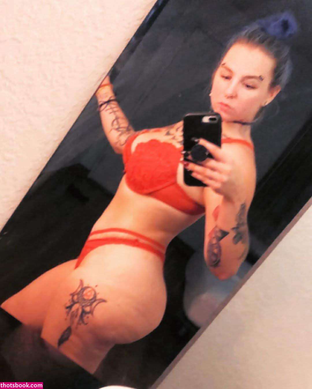 Kittydagoat Photo #10