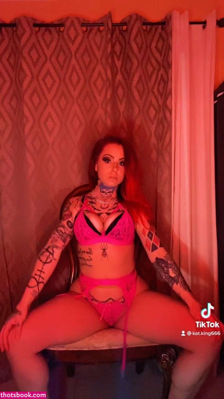 Kittydagoat Photo #20