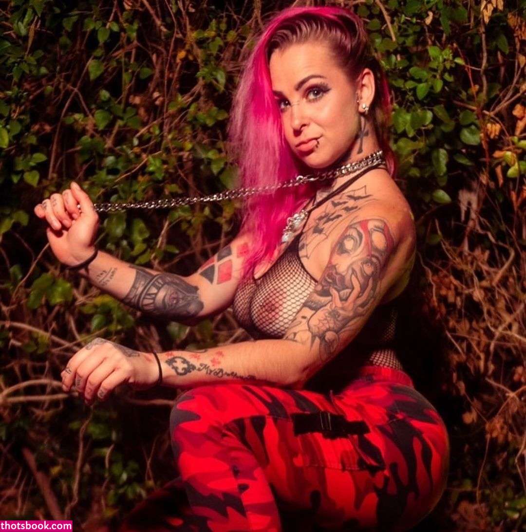 Kittydagoat Photo #38