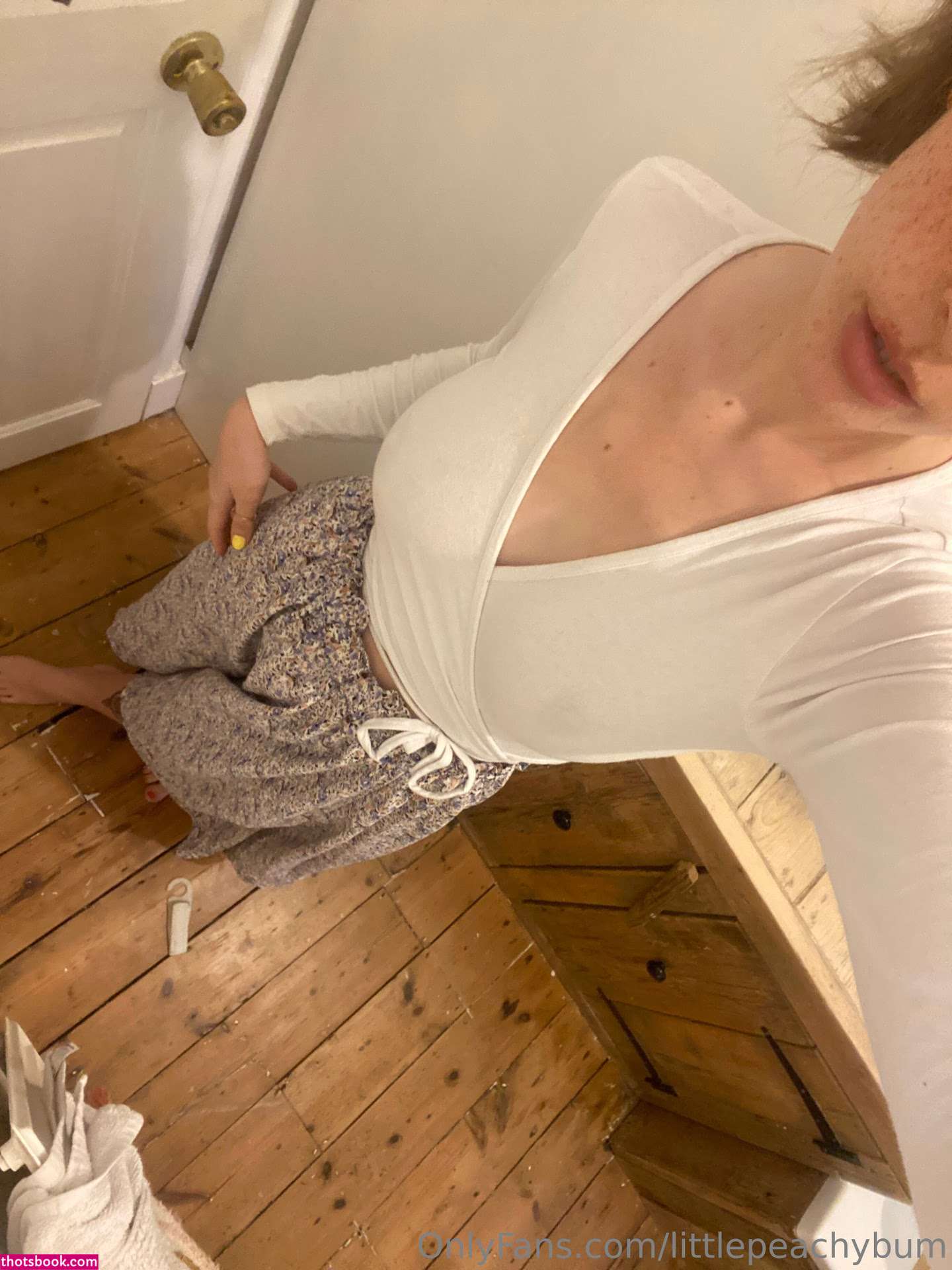 Littlepeachybum Photo #25