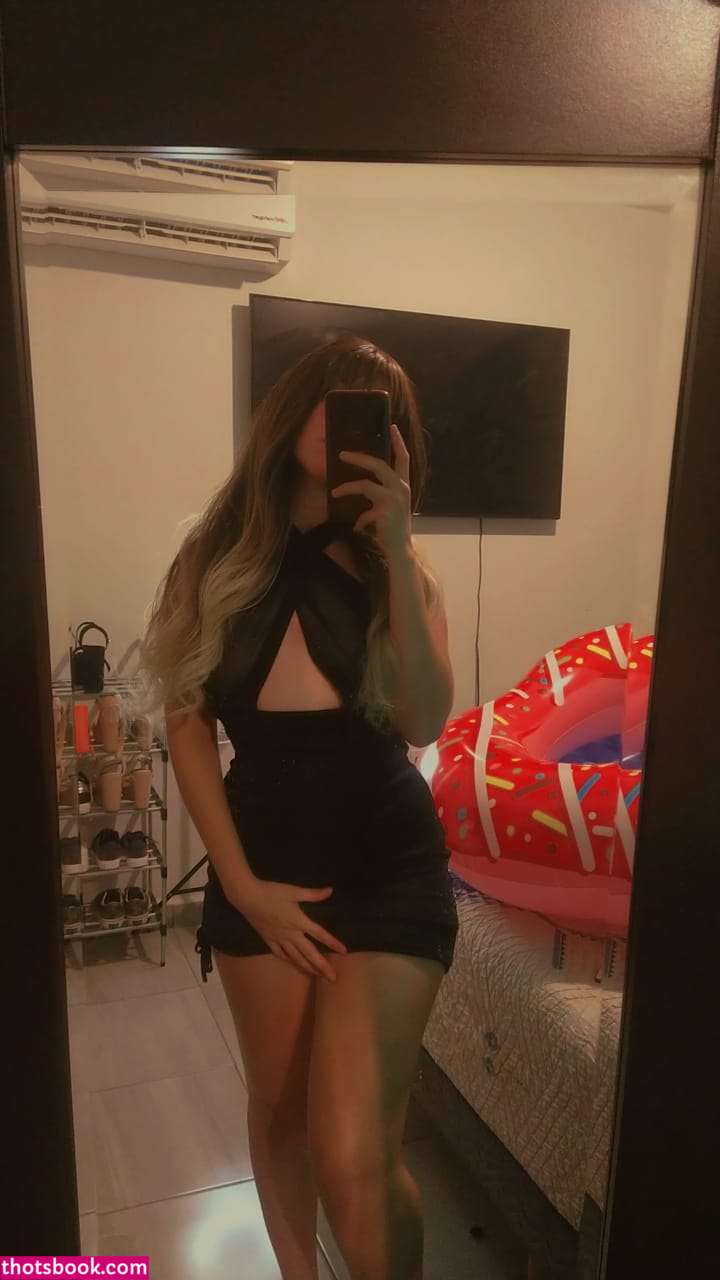 Andrea Becaria Photo #1