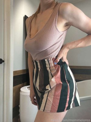 mommelonss Photo #45