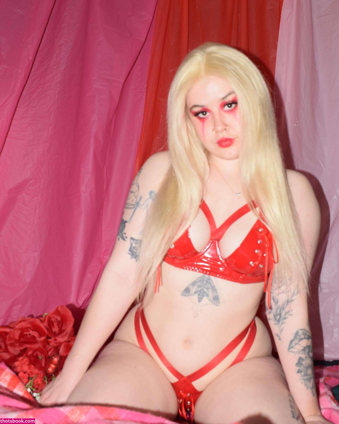 Mooonspitt Photo #51