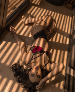 Holistic Nicole Photo #252