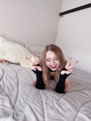 Rachel Blossom Photo #28