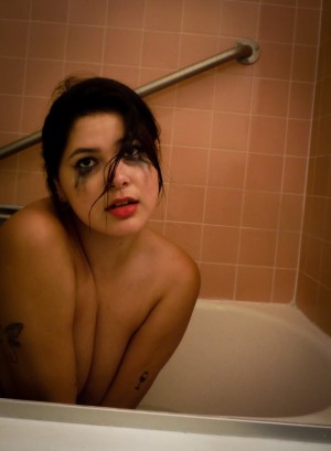 spiralingxlonely Photo #9