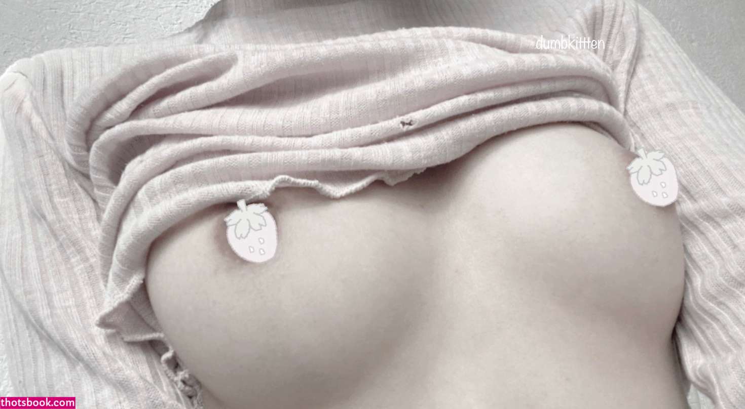 dumbkittteen Photo #12