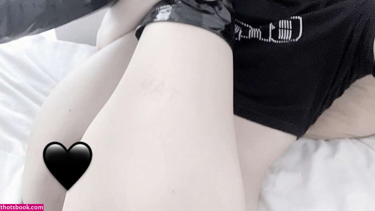 dumbkittteen Photo #14