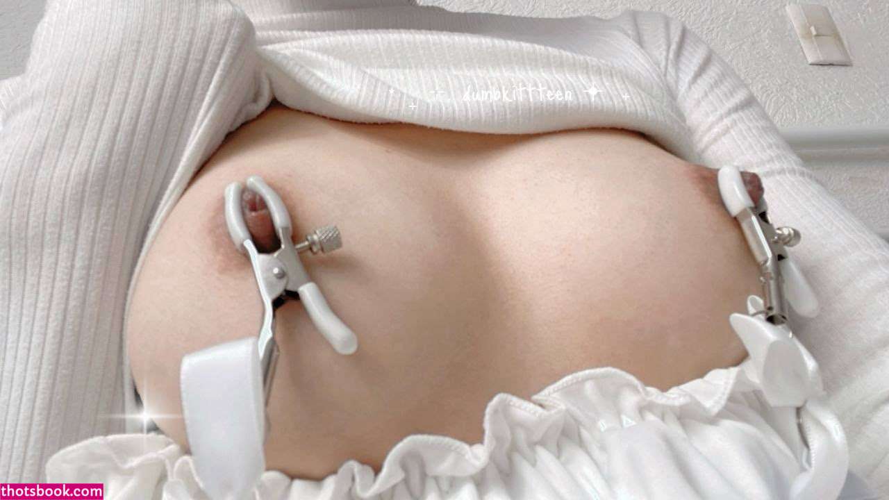 dumbkittteen Photo #41