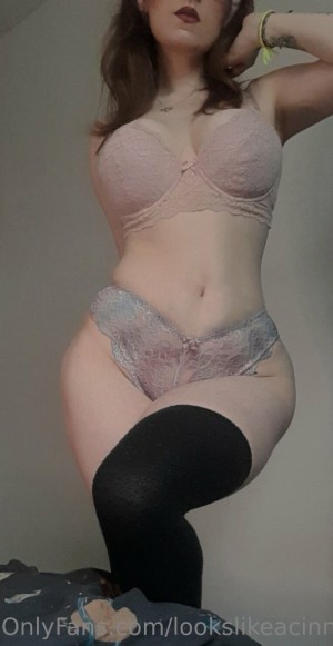 lookslikeacinnamonbun Photo #13