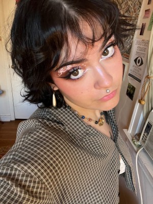 morekissing Photo #12