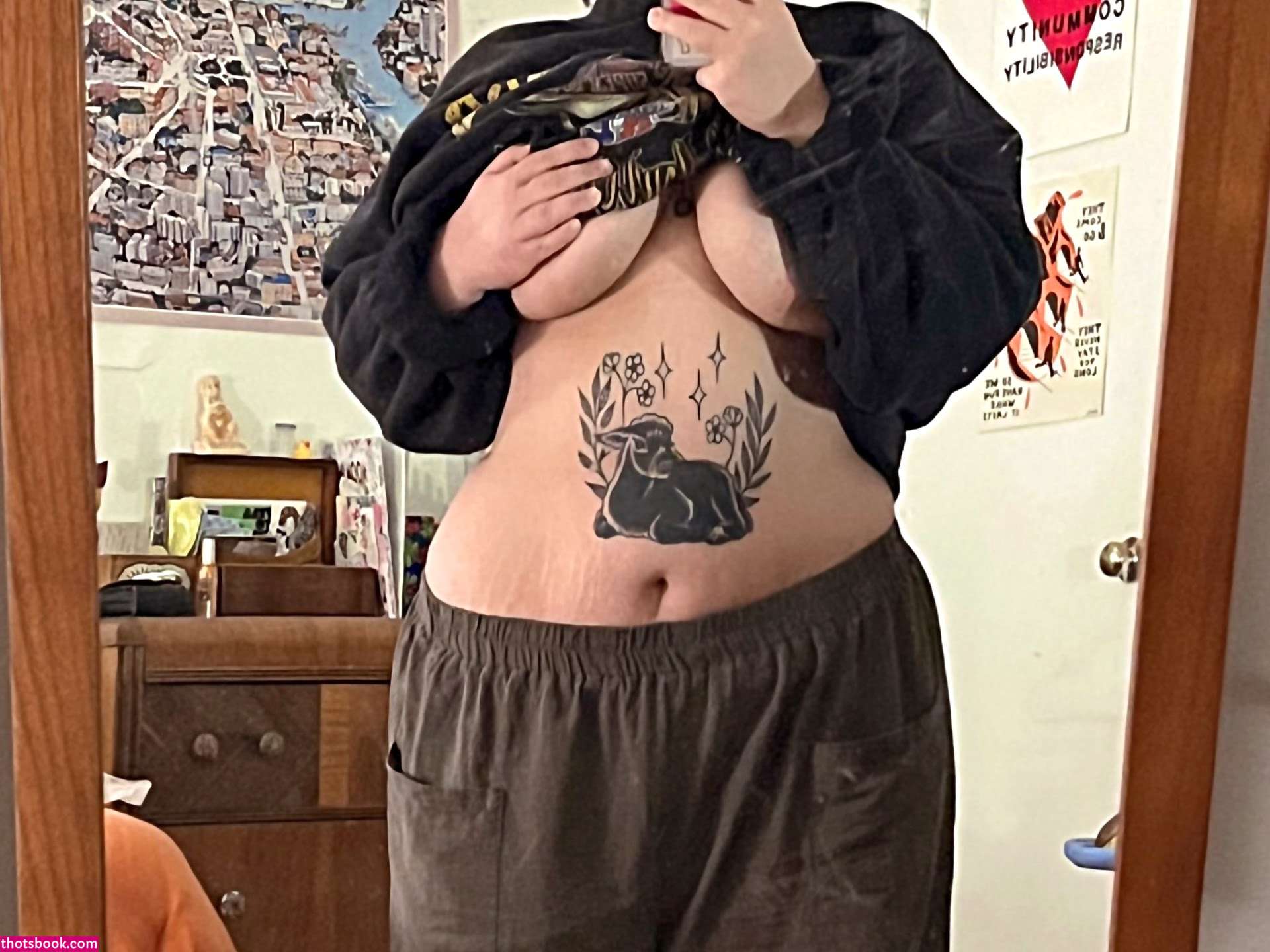 morekissing Photo #16