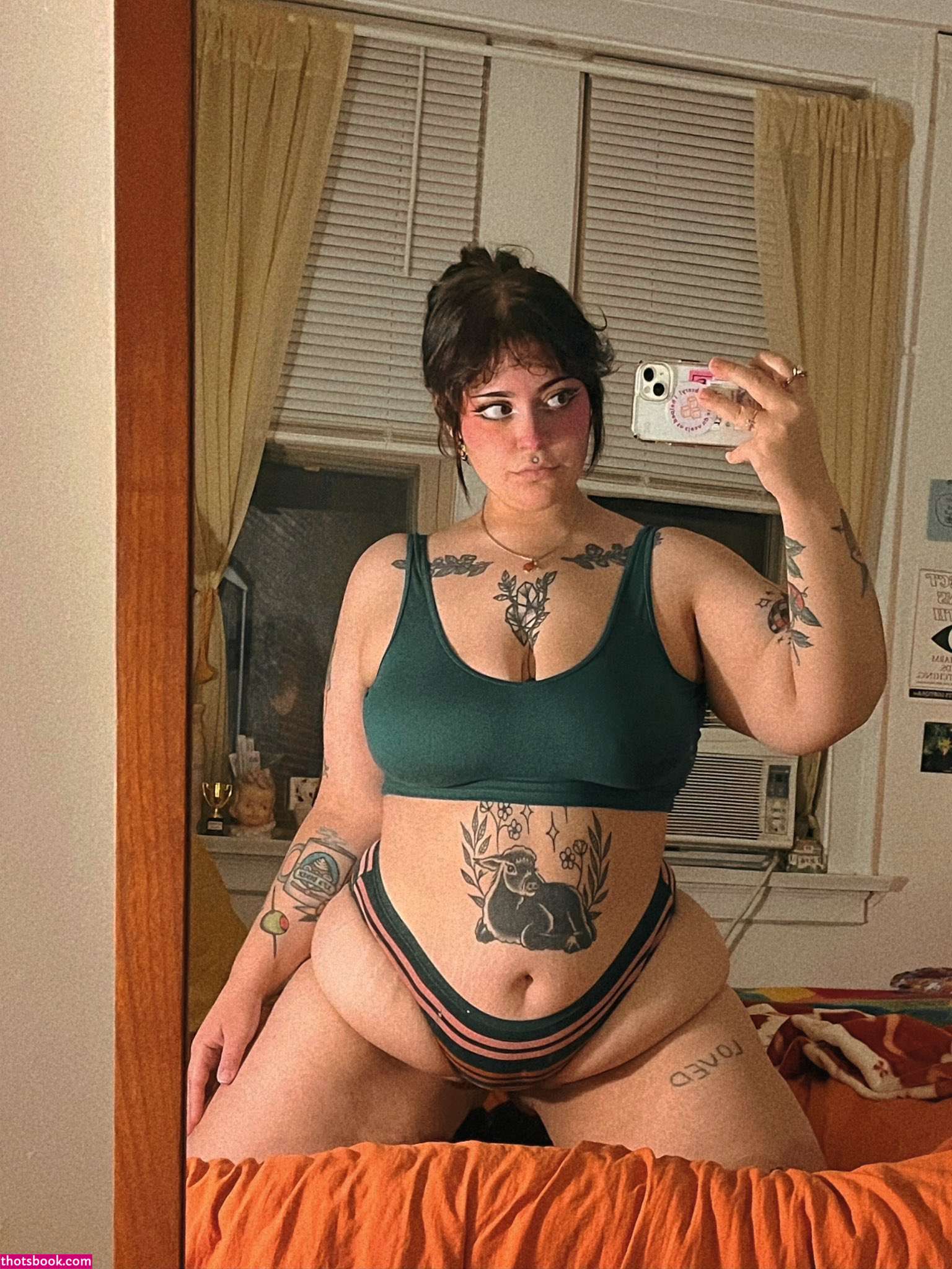 morekissing Photo #25