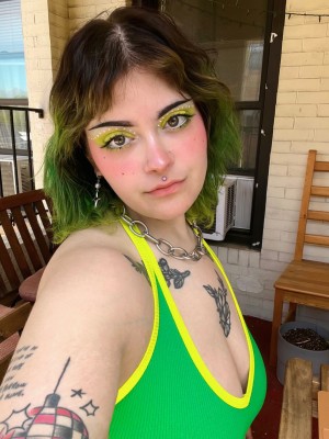 morekissing Photo #29