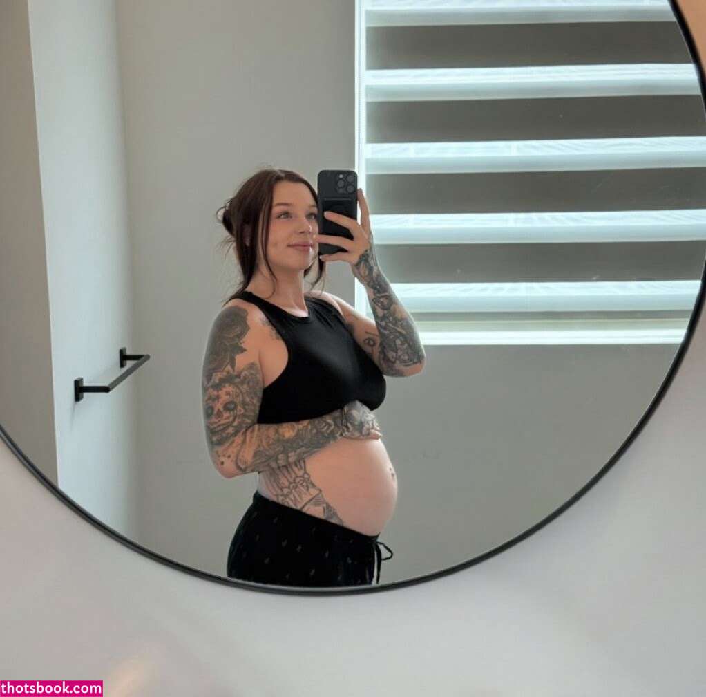 Sara Riley Photo #29