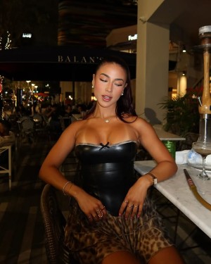 thedanihin Photo #16