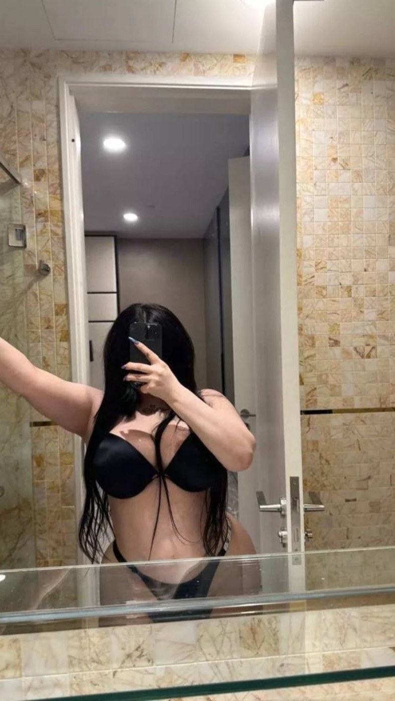 Angie Khoury Photo #17