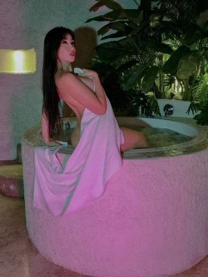 Hakicosmodel Post #25