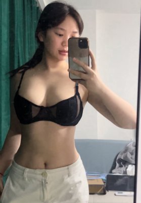 qianqianwan96 Photo #21