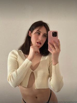Angelsinn Photo #14