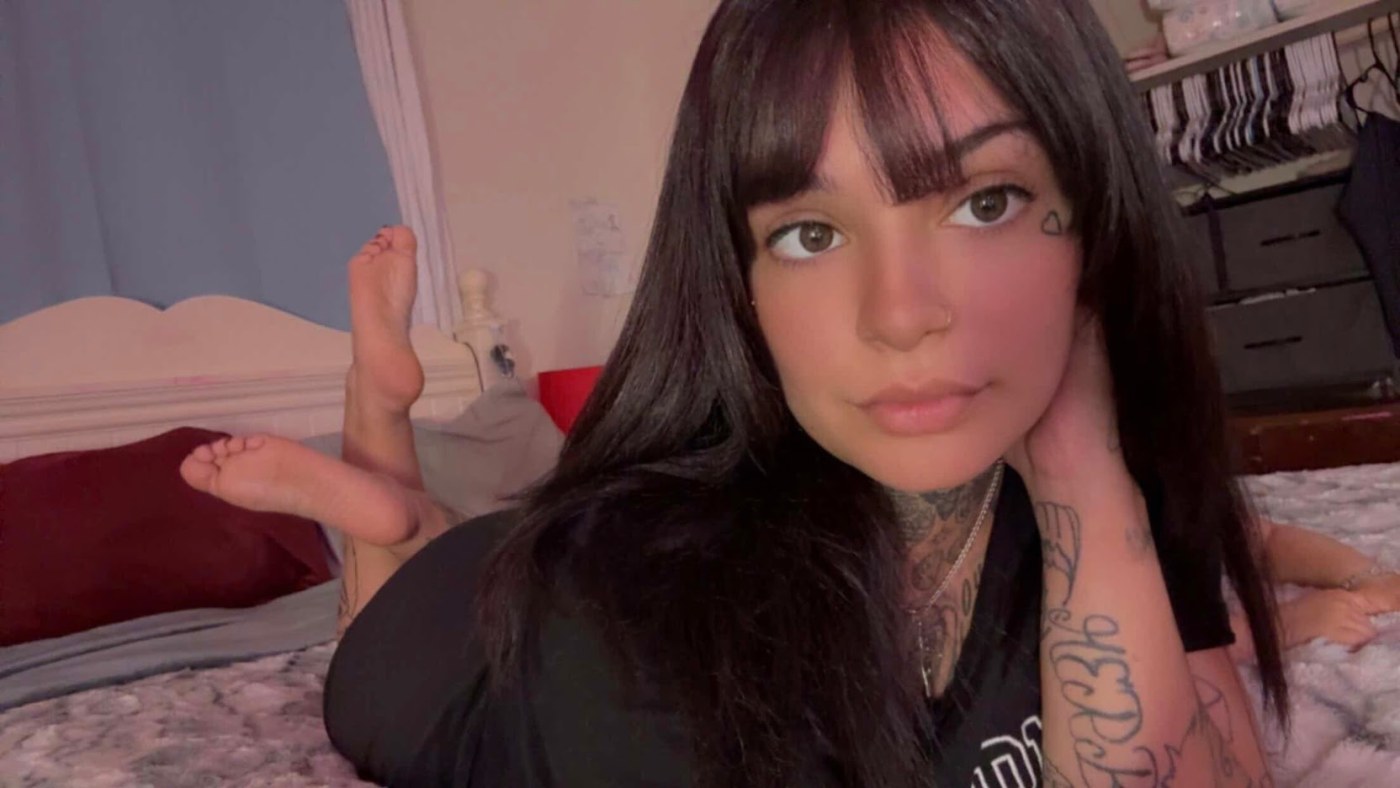 Anya soles Photo #15