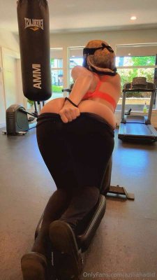 Azilia Hadid Post #5