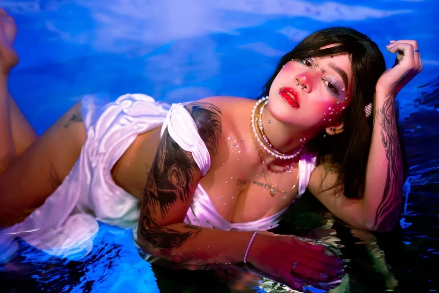 LIZ_ROGERS Photo #17