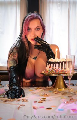 Cubbixoxo Photo #255