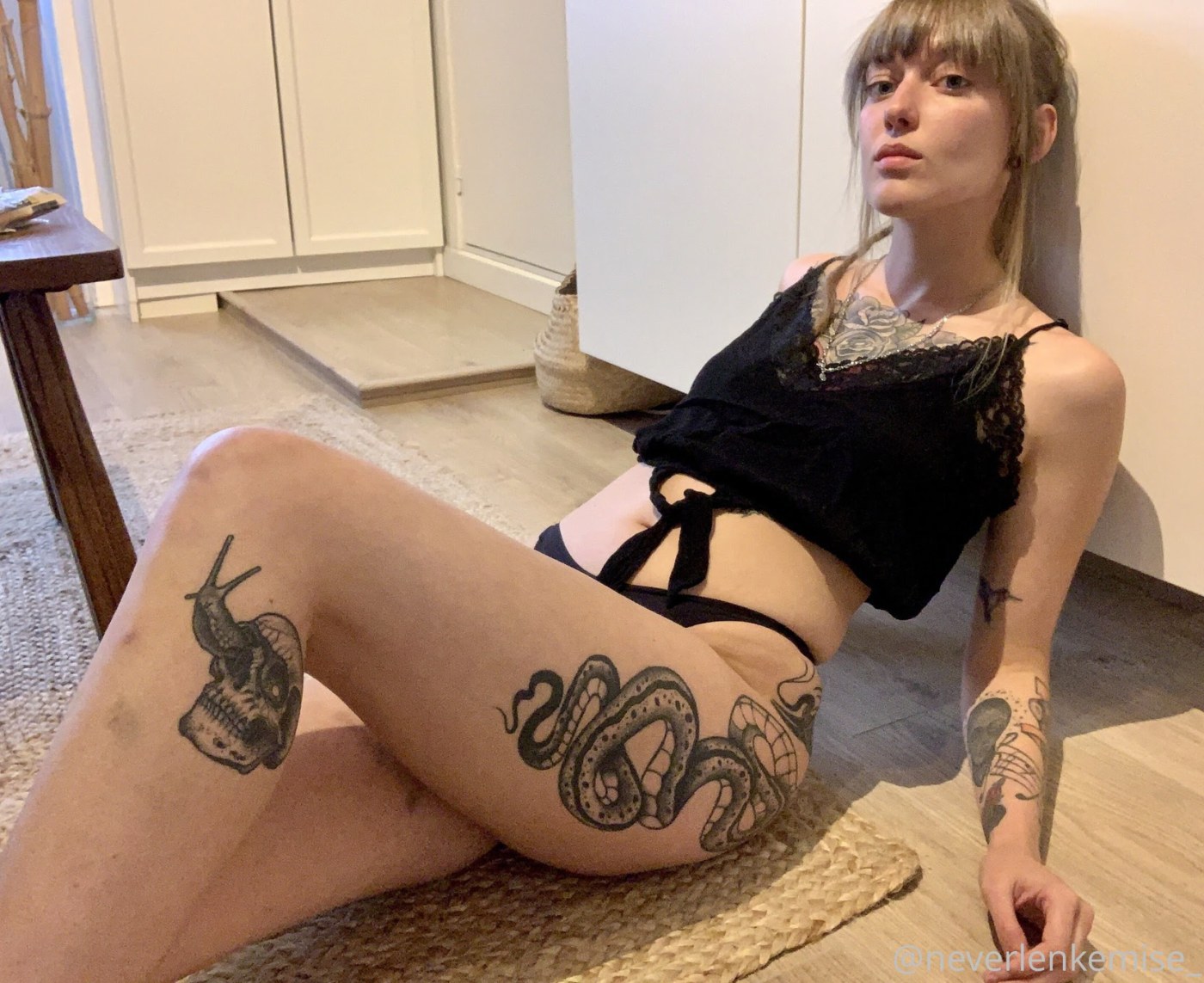 Ali Suicide Photo #41