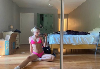 allhailcaroline Photo #21