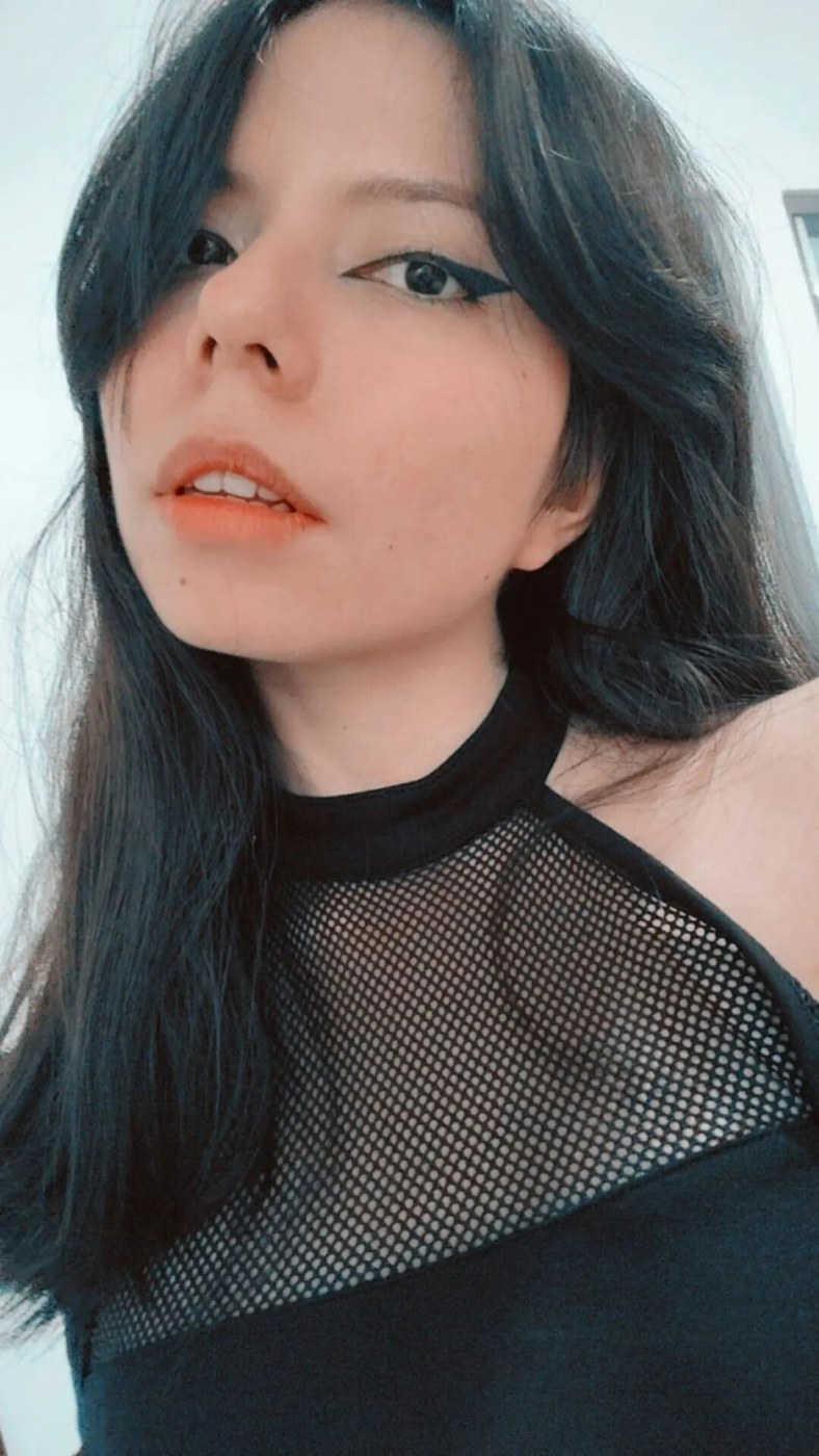 Melina Valdez Photo #24