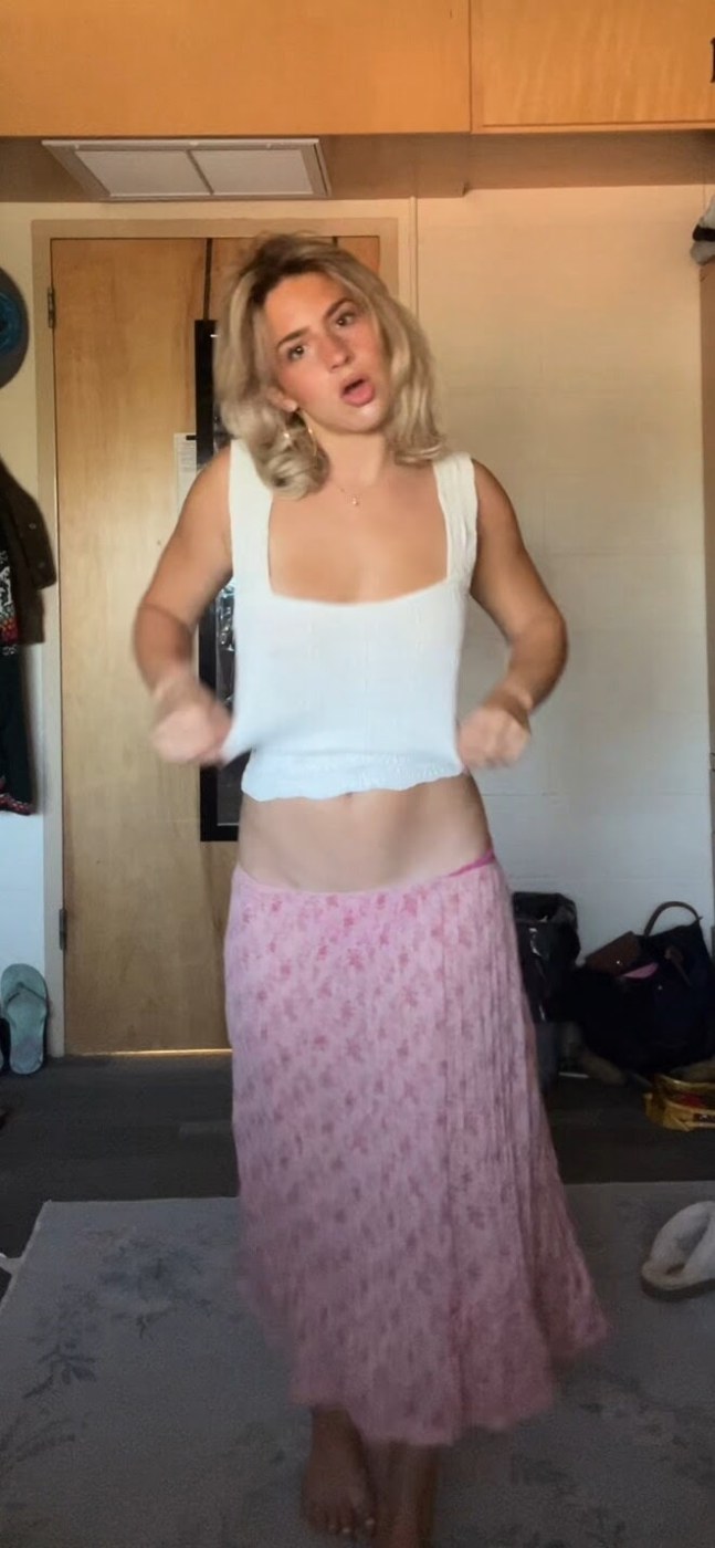 Ainsley Rolstad Photo #7