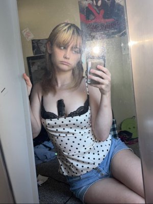 beanswithbombs Photo #25