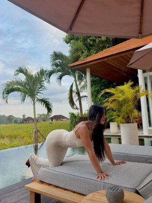 Okyyoliviaa Photo #2