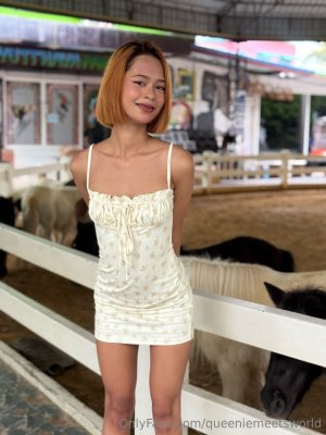 Queenie 18 Photo #26