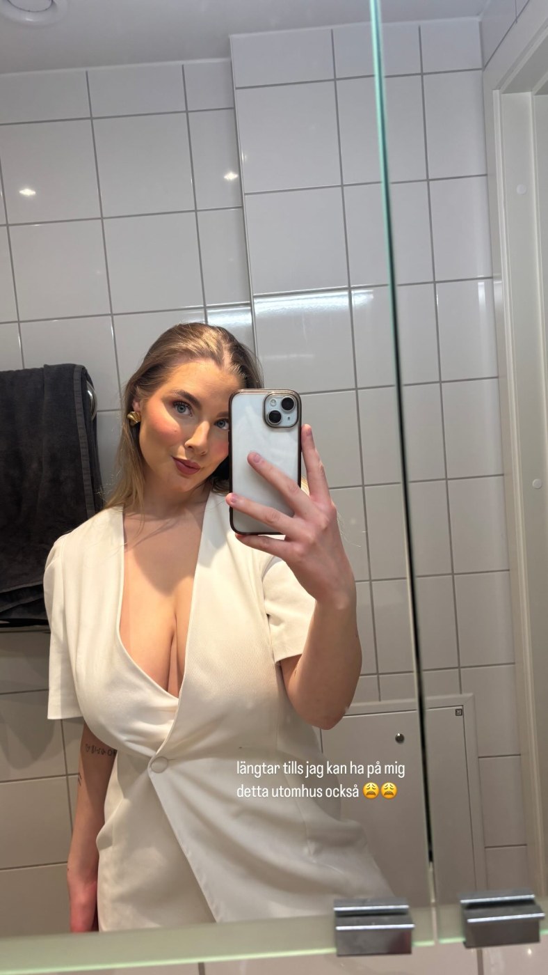 Stina Viktoria Asberg Photo #63