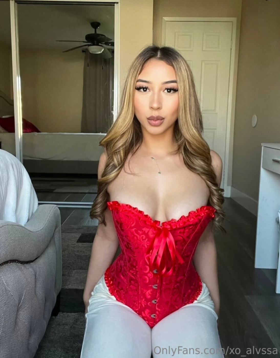 xo_alvssa Photo #7