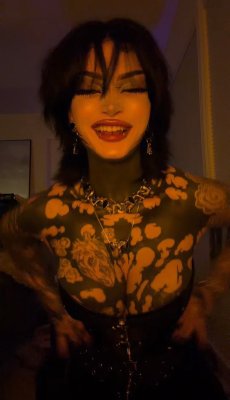 Comeovwhenursober Photo #76