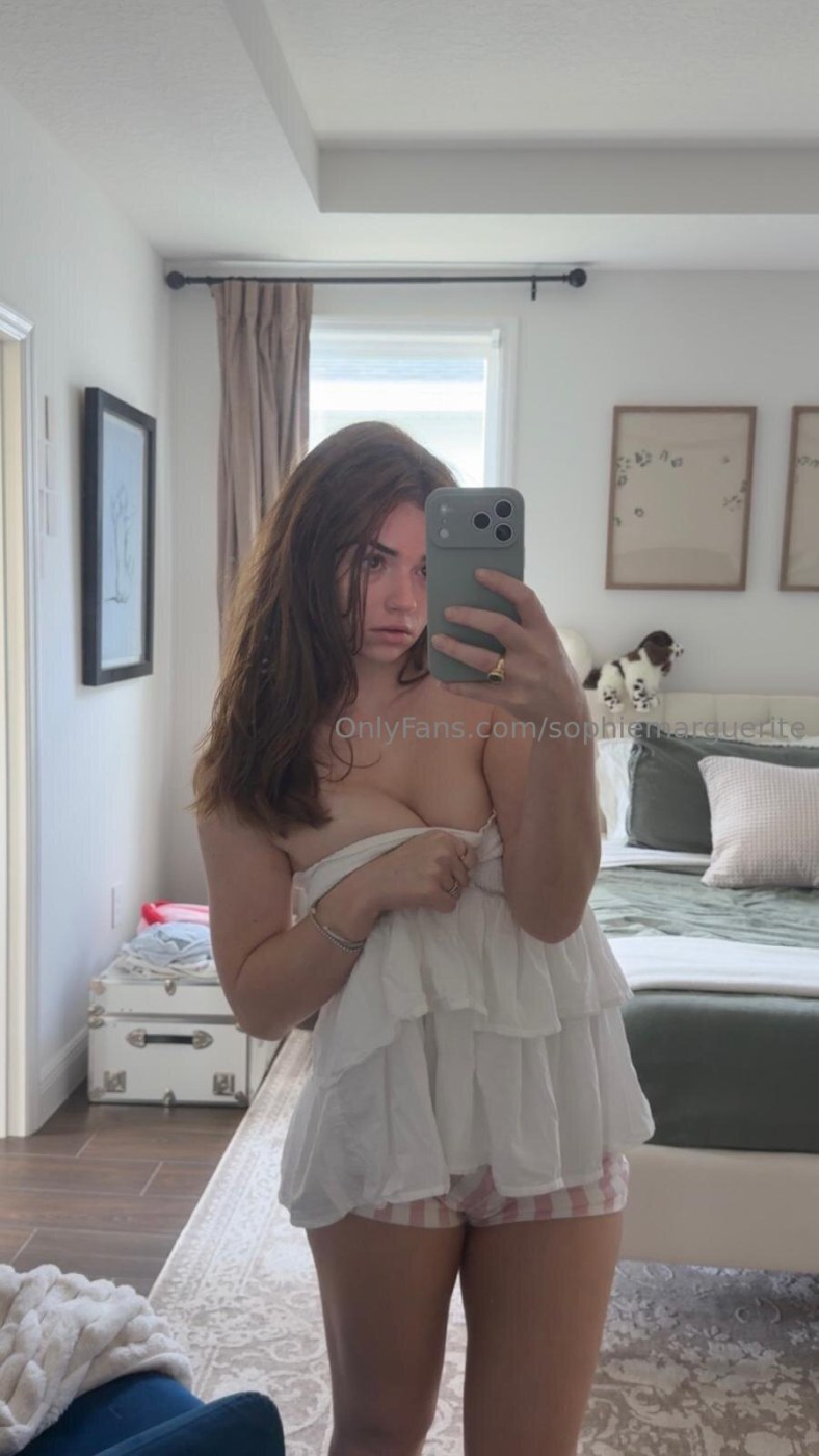 Sophie Bazzano Photo #7