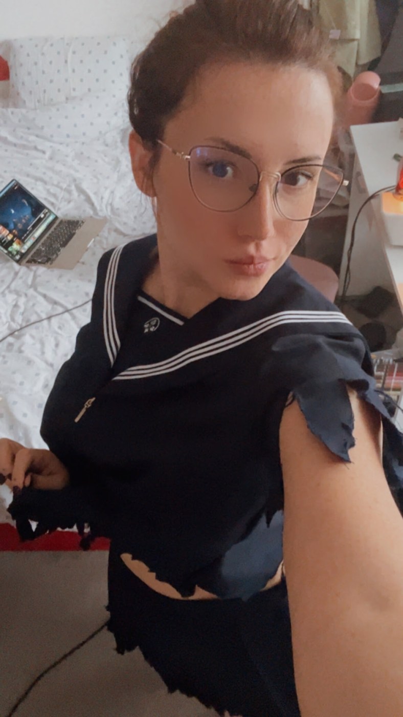 Ezy Summers Photo #478