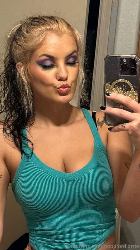 goodlordlorrie Photo #12