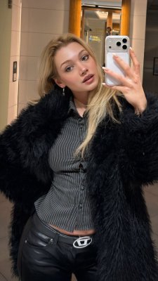 Duygu German Photo #68