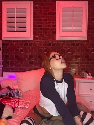 Kianaakers Photo #60