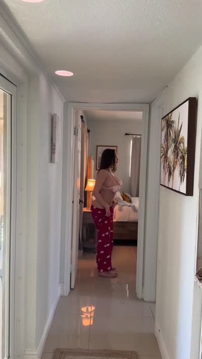 Louisa Khovanski Video #533