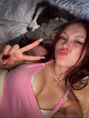 alicegoldings Photo #57