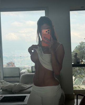 Charming_ale Photo #4