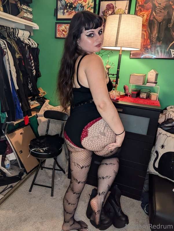 madamredrum Photo #2