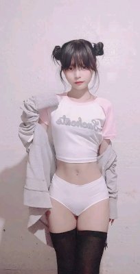 Shayri May Photo #74