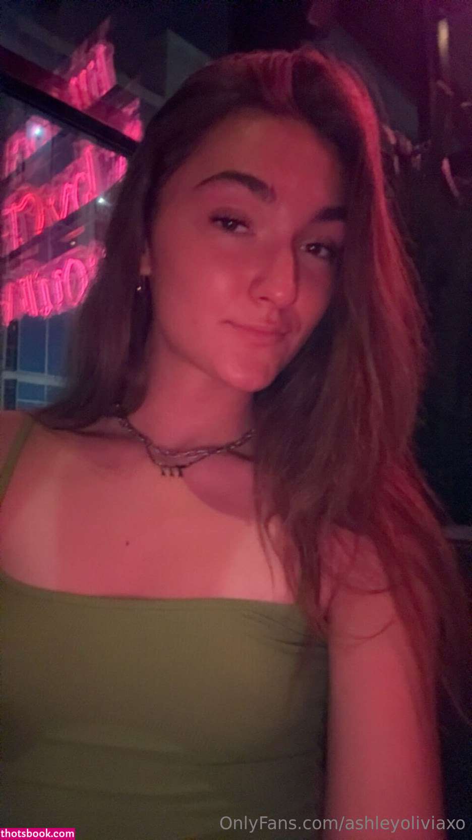 Ashleyoliviaxo Photo #10